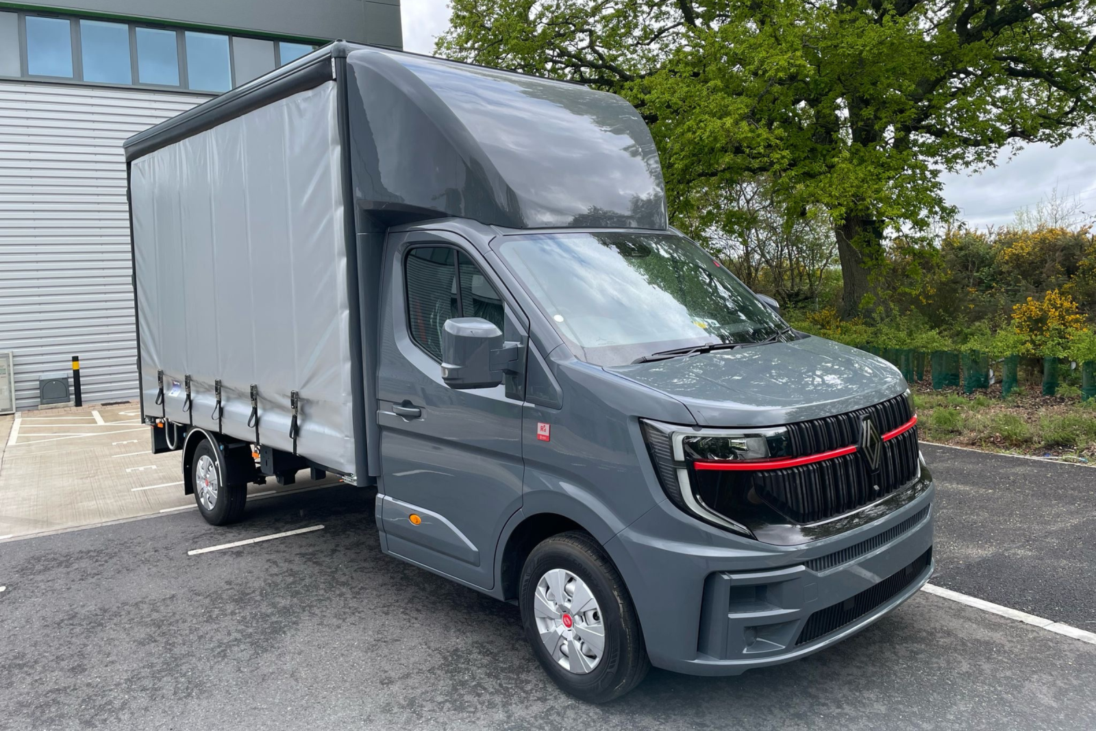 Red Renault Master Easy Mover Luton